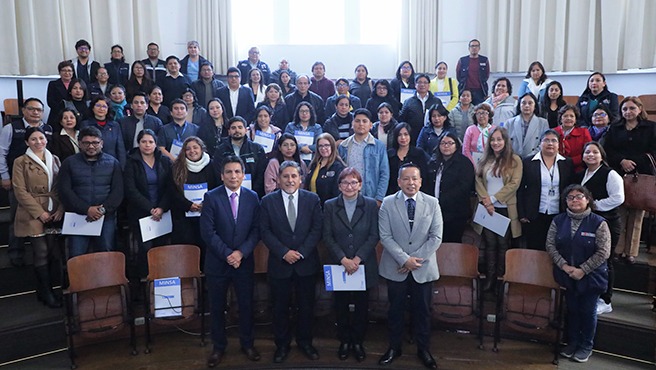 Minsa capacita a más de 300 profesionales de la salud en conmemoración del Día Mundial de la Zoonosis