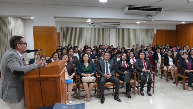 Ceremonia a los maestros