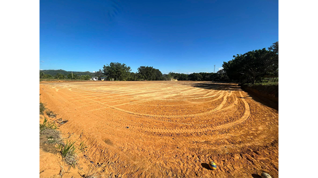Mantenimiento de campo deportivo en el C.P Bello Horizonte.