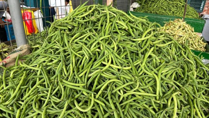Hoy ofertas en arveja, vainita, yuca, granadilla, melón, plátano y otros en mercados mayoristas