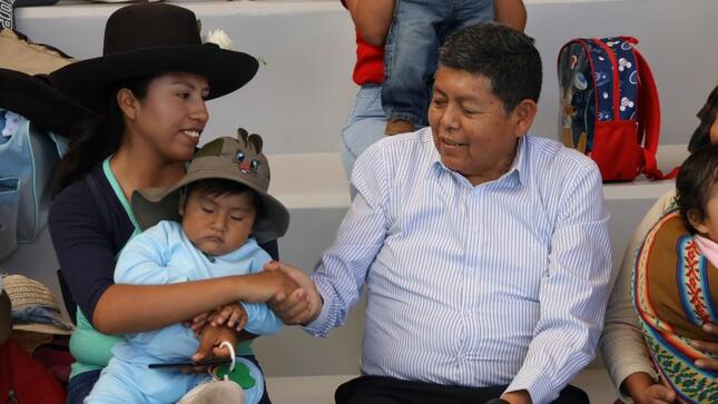 El alcalde provincial de Mariscal Nieto, John Larry Coayla, inauguró oficialmente el programa de Ludotecas, una iniciativa en beneficio de la vida de los niños y niñas de los centros poblados de San Francisco y Chen Chen.