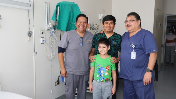 Jefry, el niño que desafió las probabilidades: recuperó su salud después de un accidente abdominal