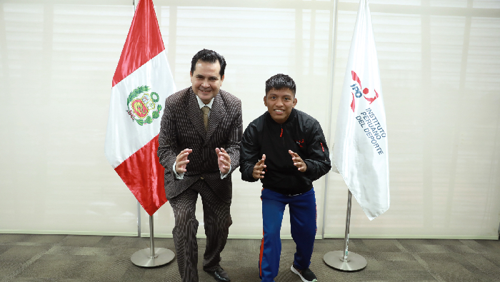 • Gracias al apoyo del IPD y Federación Peruana de Lucha Amateur.