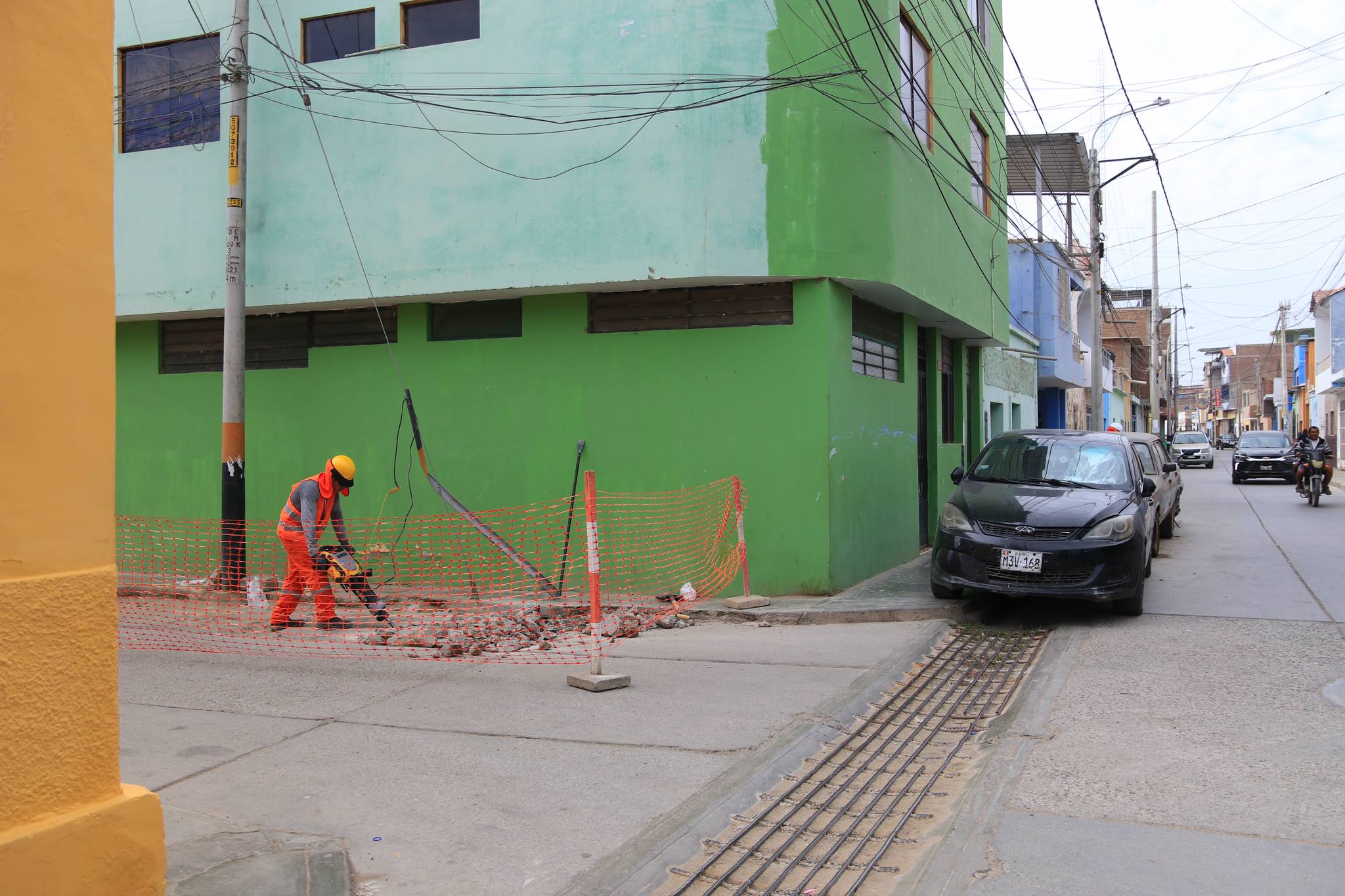 Se viene llevando a cabo los trabajos de Reparación del Pavimento