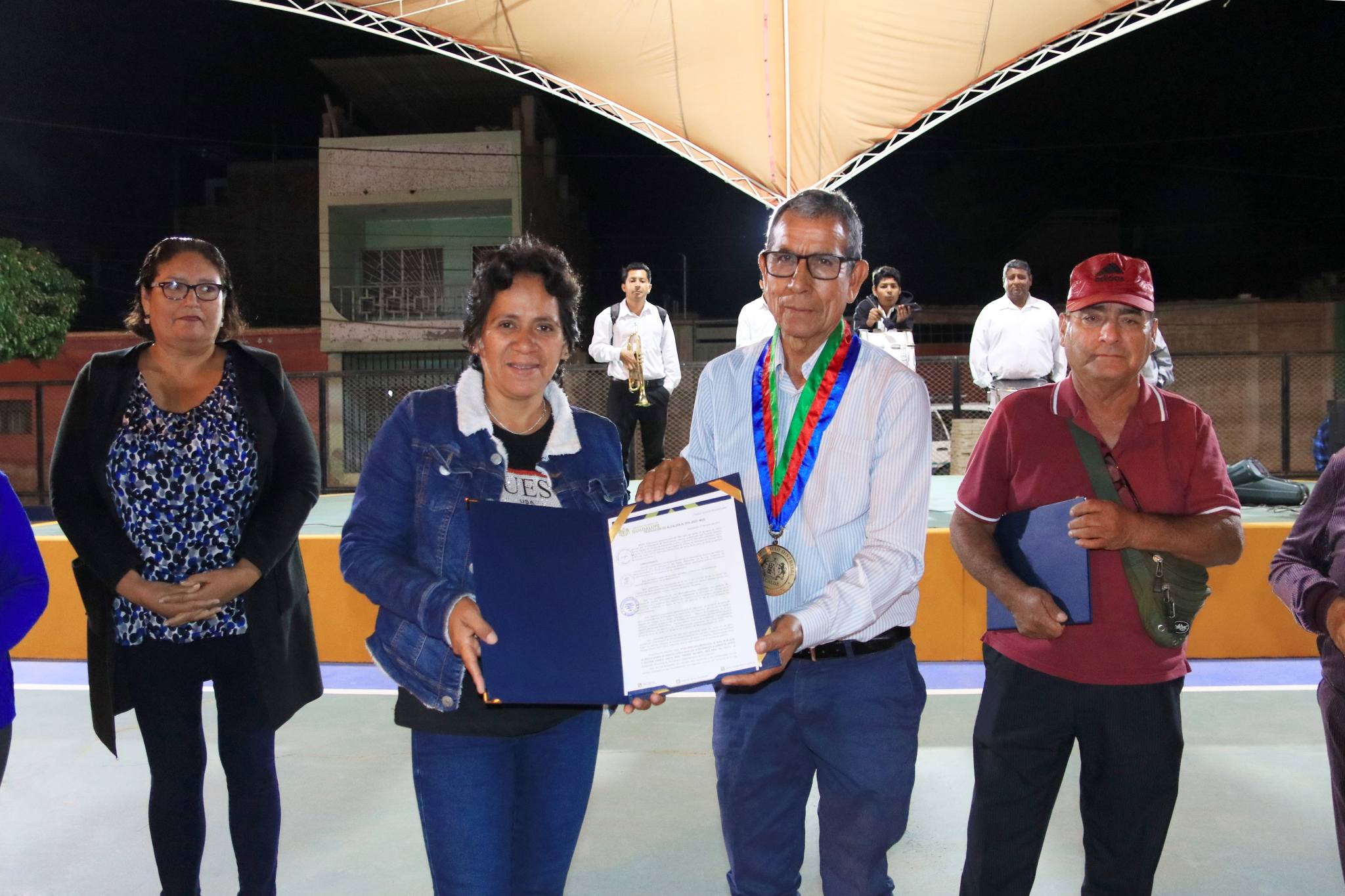 ¡Reapertura y Remodelación del Parque Infantil!