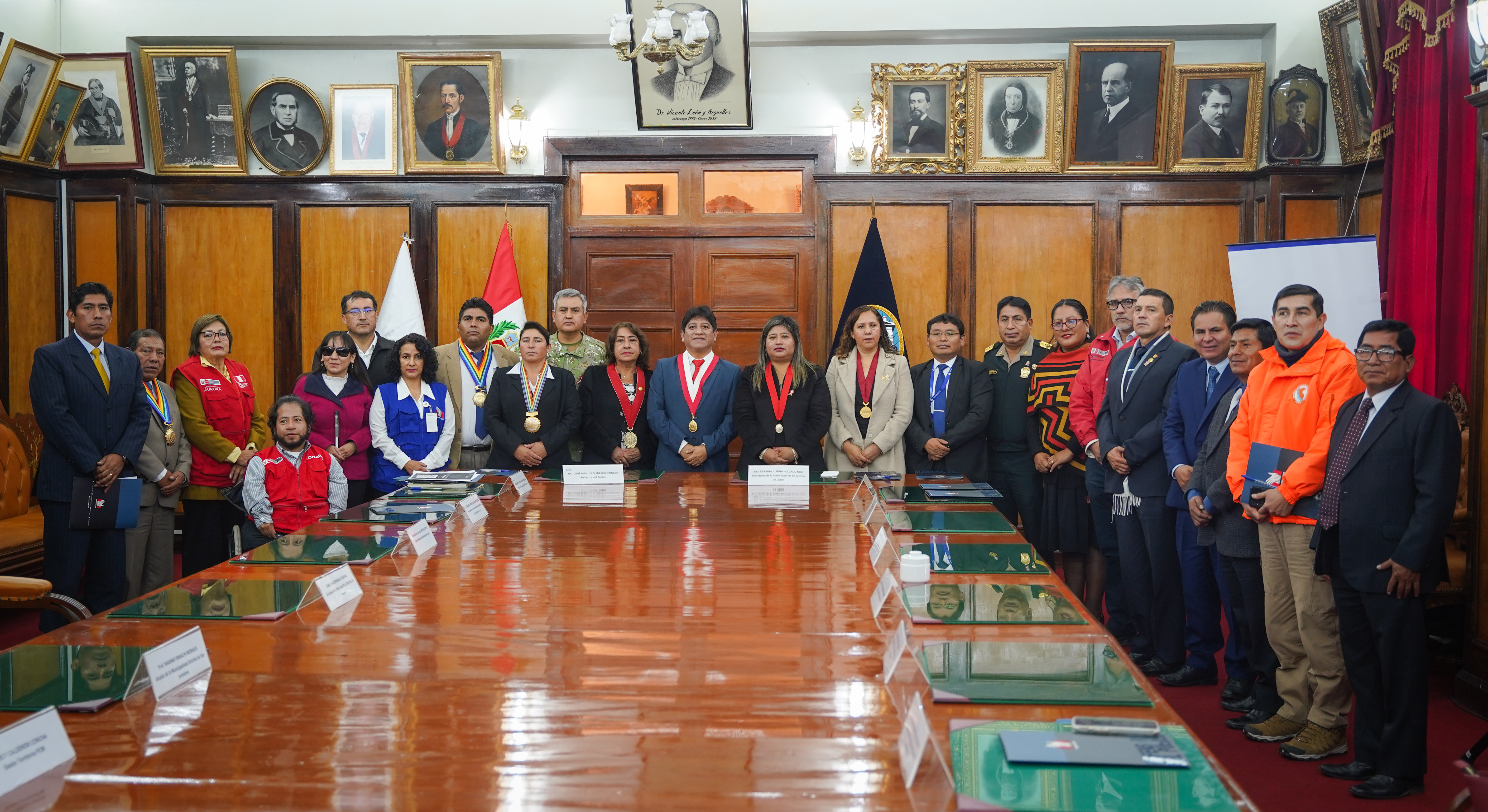 Presidenta de la Corte de Cusco participo en reunión de trabajo con Defensor del Pueblo