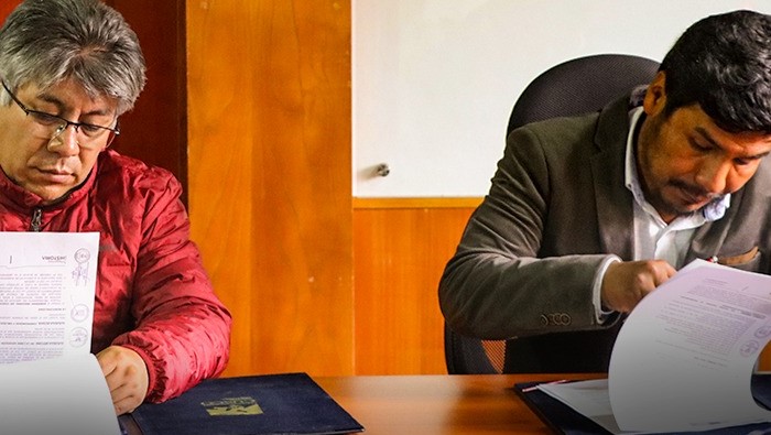 imagen de firma con gobernador regional