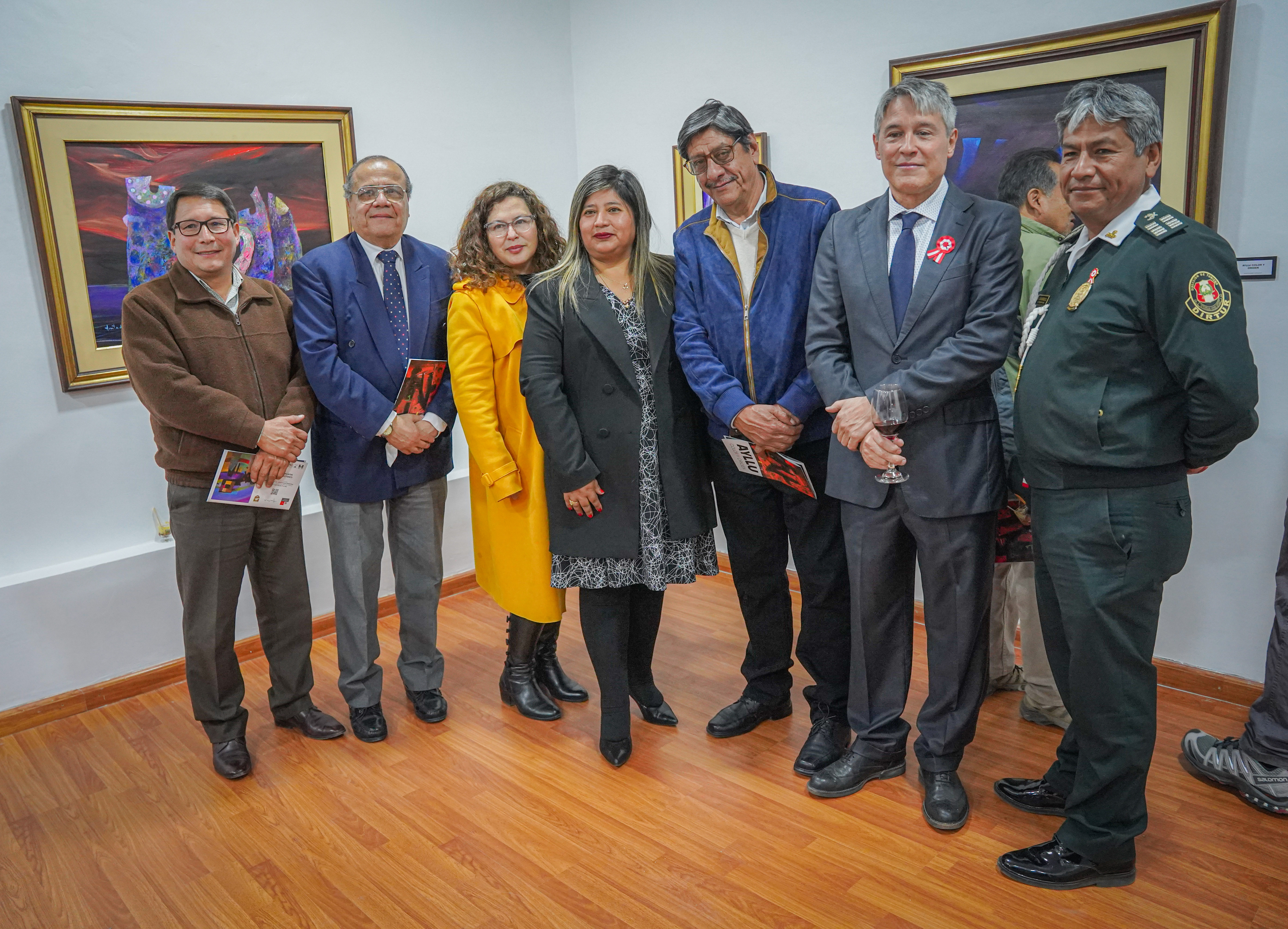 Presidenta de la Corte de Cusco participó en la exposición píctorica promovida por la ODE Ministerio de Relaciones Exteriores Cusco