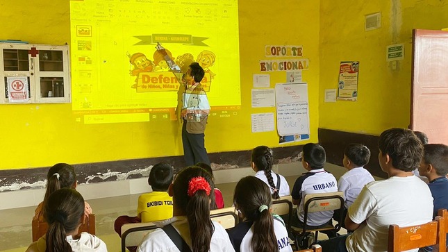 Personal de la Defensoría Municipal del Niño y del Adolescente