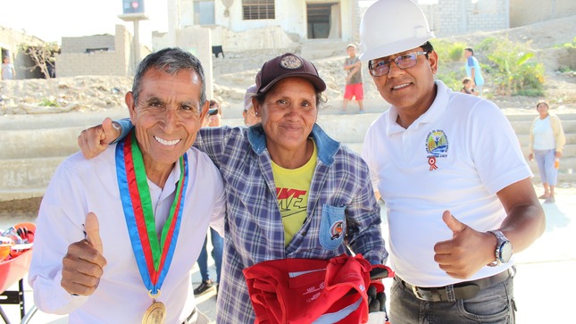 ¡Llamkasum perú es progreso para todos!