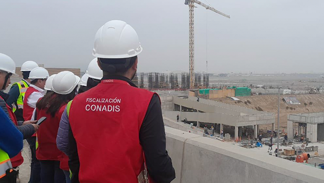 FOTO-1-FISCALIZACION-EN-EL-AEROPUERTO-JORGE-CHAVEZ