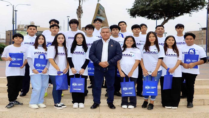 25 Estudiantes de la Academia Municipal Pre Huaral ingresan a la universidad