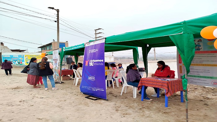 Feria de servicios descentralizados llega al centro poblado Contigo Perรบ
