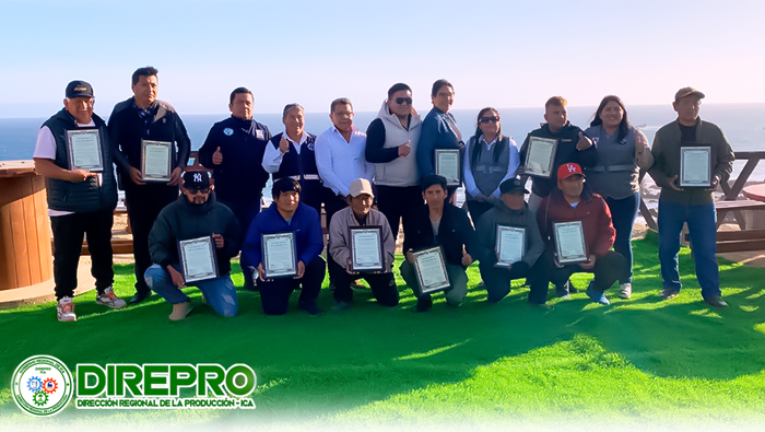 El Director Regional de la Producción de Ica premio a los ganadores regionales del evento “Pescadores Artesanales del Año 2024”
