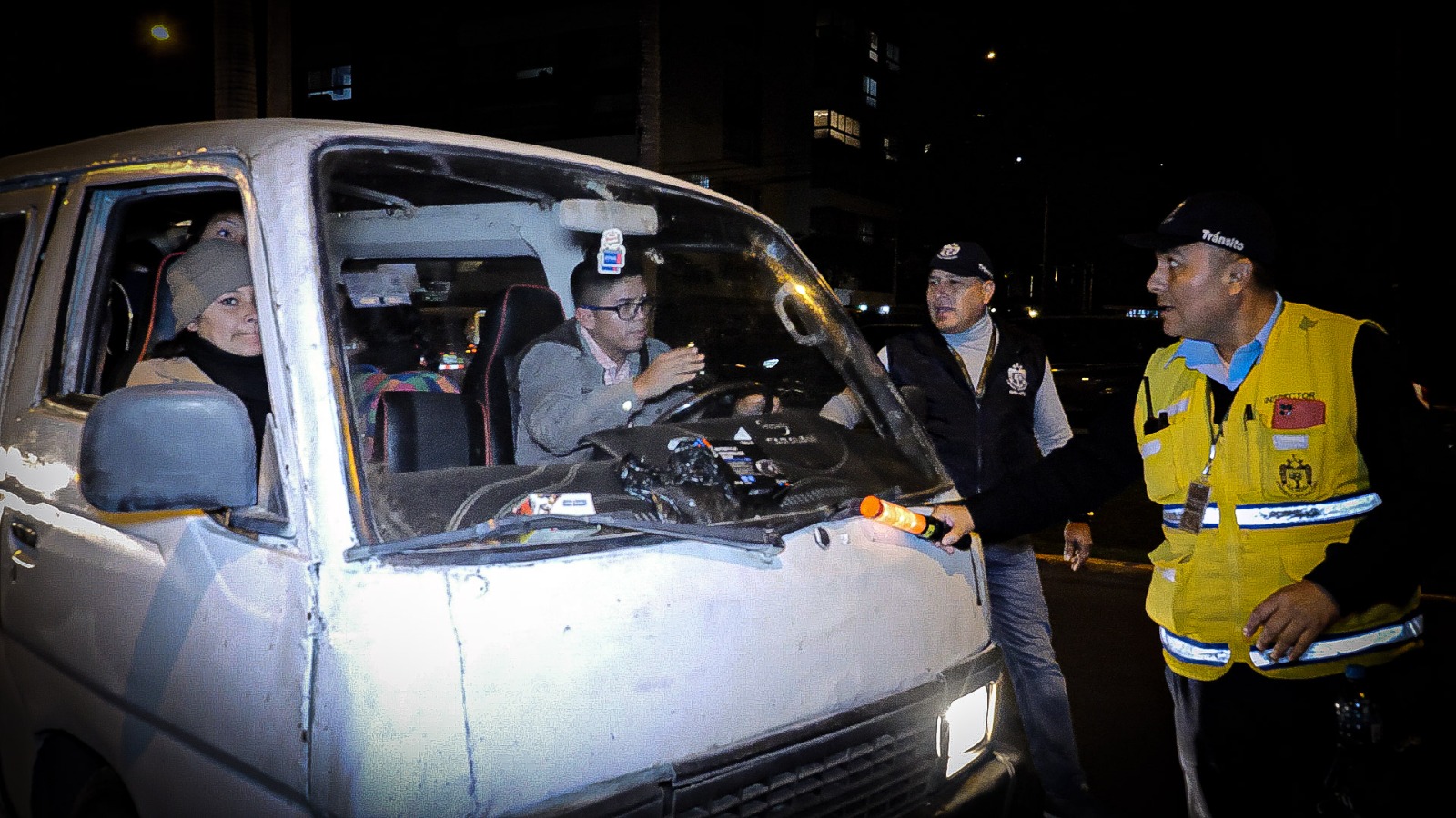 foto de Operativo "Pasajero Seguro" contra colectivos informales y falsos conductores