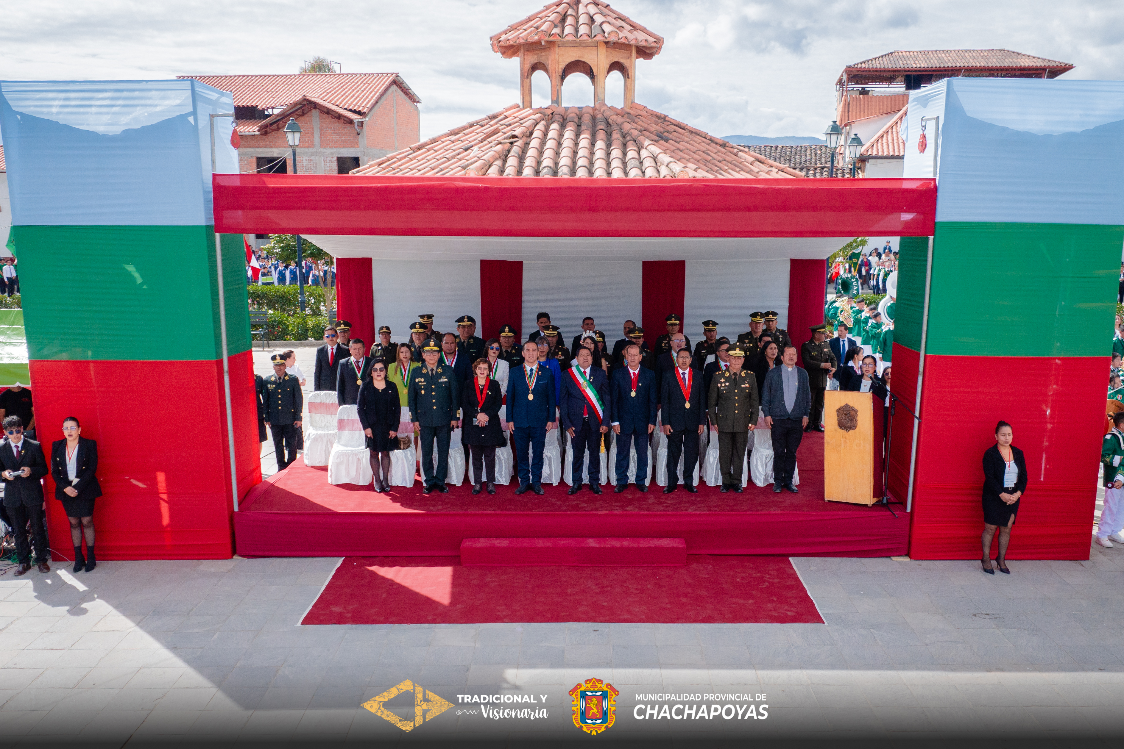 Desfile Cรญvico