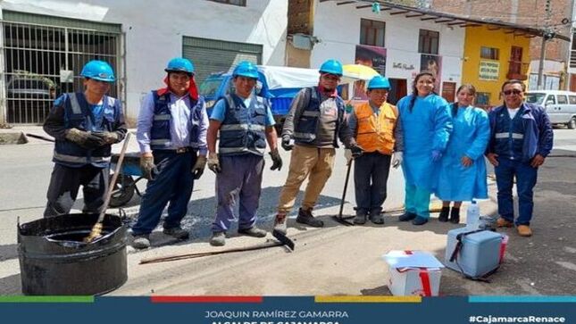 📌La subgerencia de Salud está recorriendo todos los locales donde se encuentran nuestros colaboradores para iniciar la vacunación contra la influenza. En esta oportunidad, nuestro personal del rescate de vías  fue vacunado, asegurando su protección y bienestar