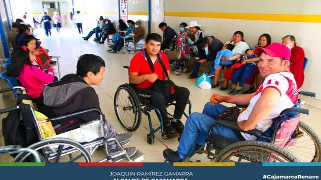 📌La subgerencia de Programas Sociales y Empadronamiento, a través de la Oficina Municipal de Atención a la Persona con Discapacidad (OMAPED), en coordinación con la Red Integral de Salud, está realizando una campaña de actualización de diagnóstico en los certificados de discapacidad y toma de medidas para 21 personas con discapacidad.
🤝Estas personas recibirán sillas de ruedas donadas en el Hospital Simón Bolívar de Cajamarca.