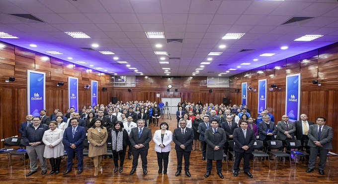EsSalud realizó foro para analizar estrategias sobre la sostenibilidad económica y financiera de la Seguridad Social