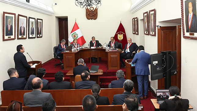 TC sesionó en audiencia pública en Arequipa y dejó al voto cuatro causas, entre ellas el competencial por el caso de la inhabilitación de dos miembros de la JNJ
