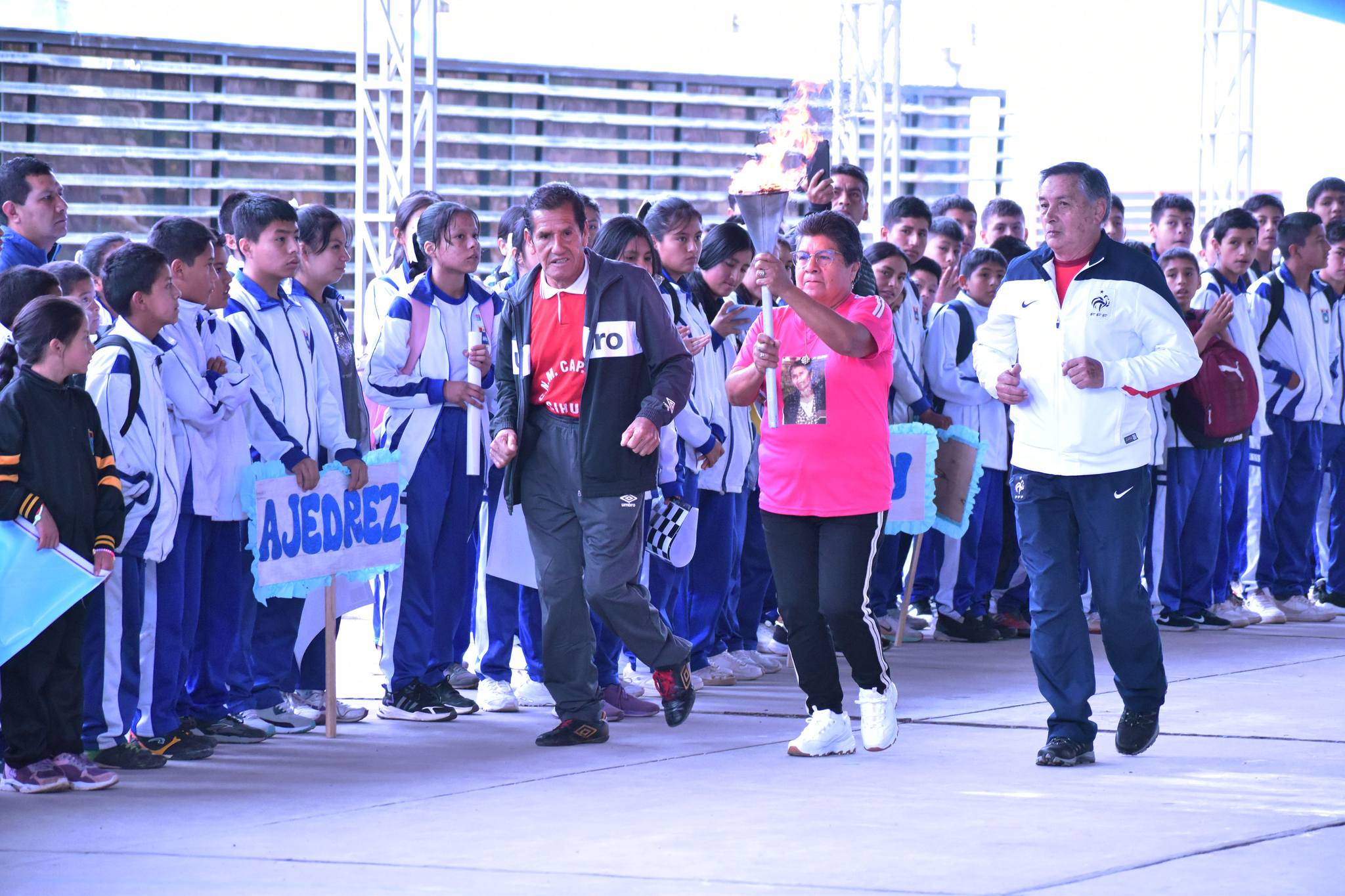 💠JUEGOS ESCOLARES DEPORTIVOS Y PARA DEPORTIVOS 2024 ⚽️🏀🏐🥇🏆🎖🥉
Con la participación de las instituciones educativas del nivel primario y secundario se dio inicio los "Juegos Escolares Deportivos y Para Deportivos 2024", organizado por la Institución Educativa Emblemática Capitán Marcelino Valverde Solórzano.