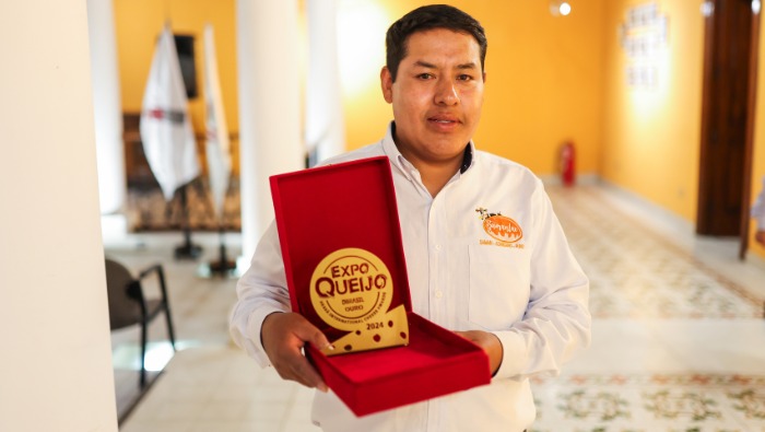 Con 3 medallas de oro y 1 de plata, quesos de Puno, La Libertad y Cajamarca fueron los galardonados entre más de mil quesos de 14 países