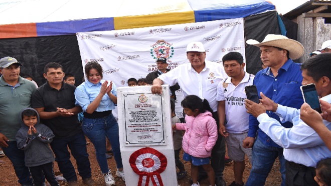 Inauguración de carretera en el Valle de Bombonajillo