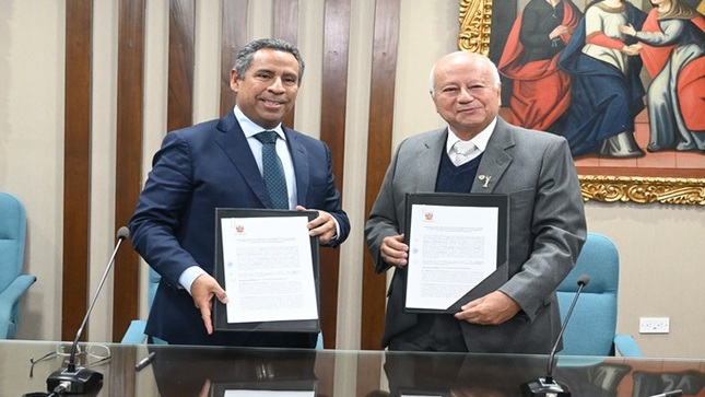 Tribunal Constitucional y la Universidad Católica de Santa María de Arequipa suscribieron Convenio Marco de Cooperación Interinstitucional