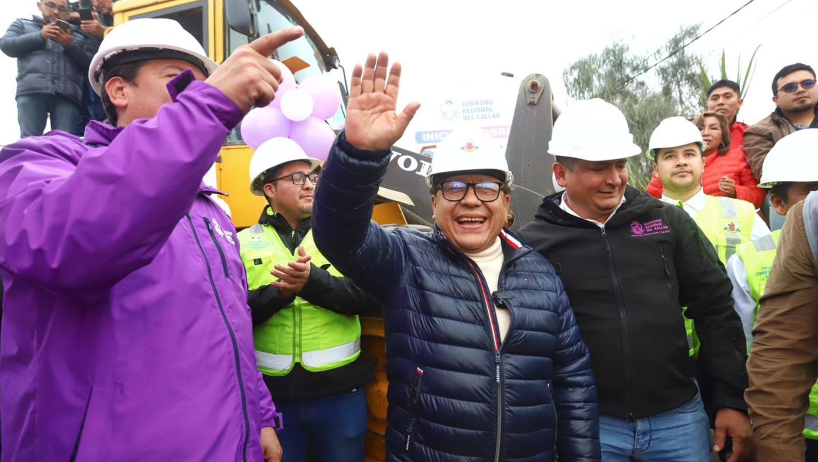Gobernador Regional del Callao colocó primera piedra para obras viales en A. H. 12 de octubre en Ventanilla