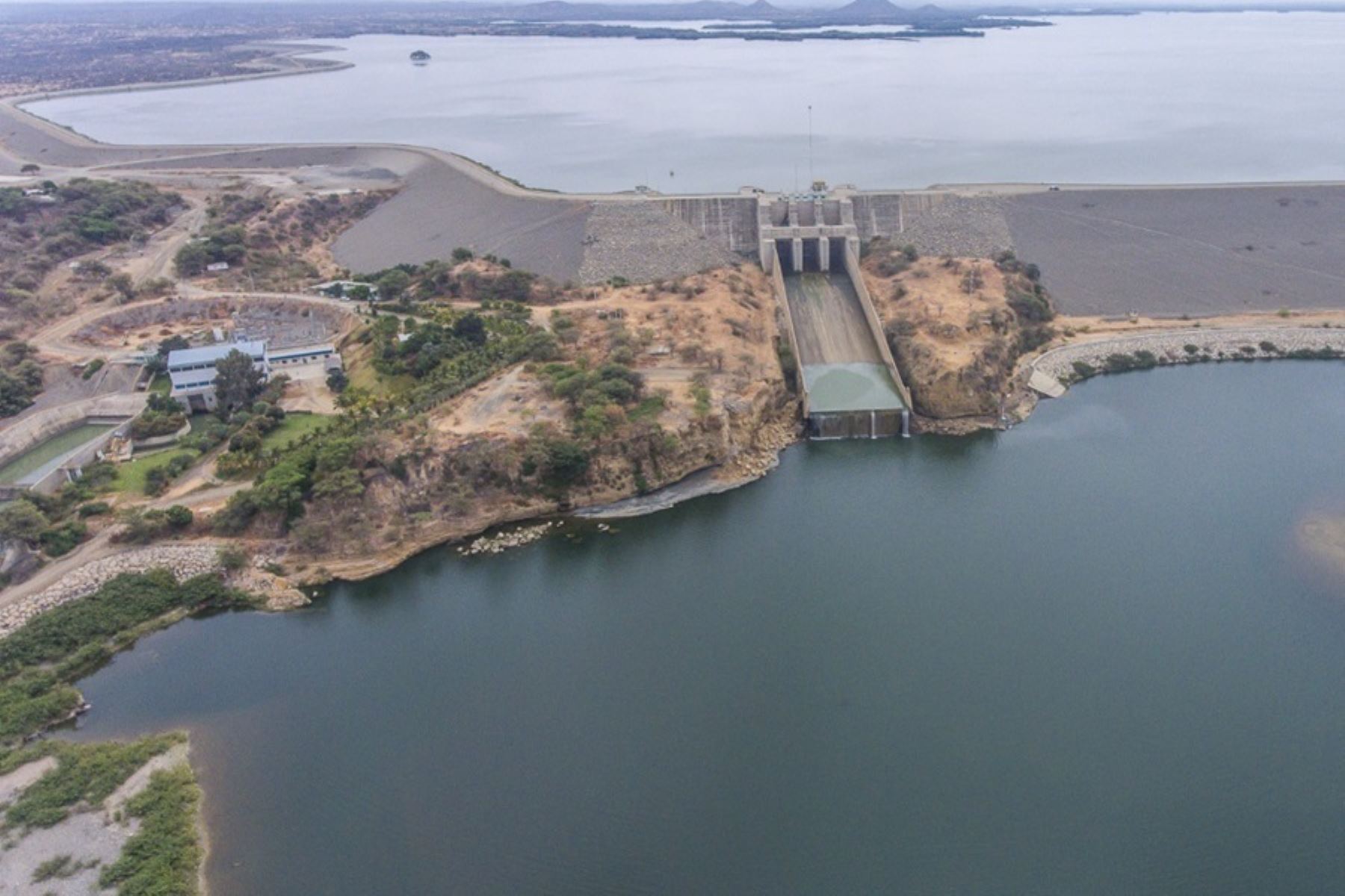 Con estudios Gobierno Regional busca solucionar sedimentación de represa Poechos