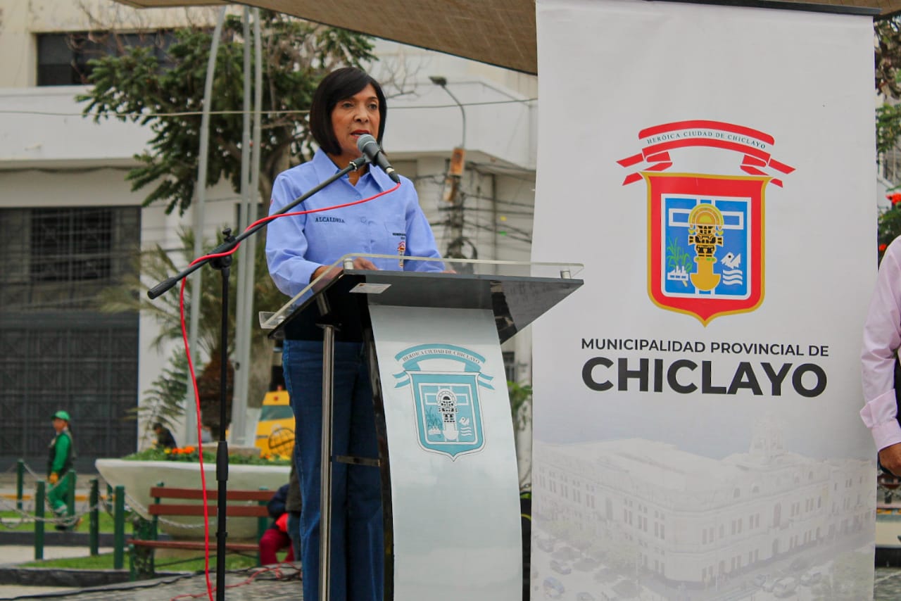 alcaldesa agradece a comisión del Minam