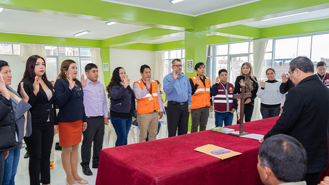 Autoridades juramentaron y conformaron el COEP, plataforma de defensa civil y el grupo de trabajo de la provincia de Huarmey.