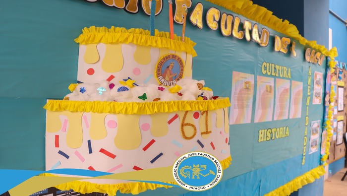 La Facultad de Educación, continúa con el desarrollo de actividades como parte de su 61° aniversario institucional. En esta oportunidad se desarrolló una exposición de murales.