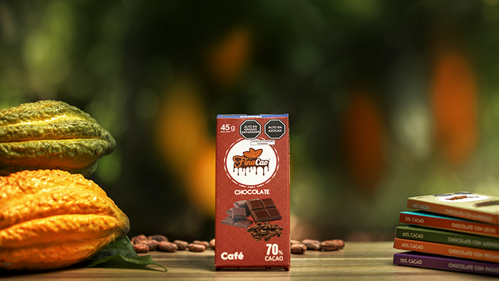 MAESTROS DEL CACAO