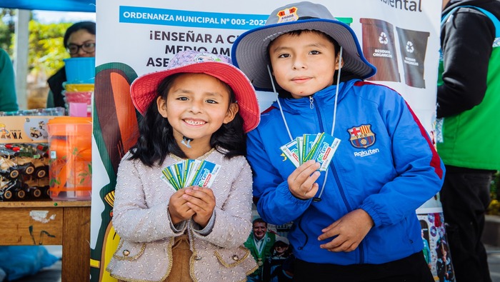 COMPROMETIDOS CON EL CUIDADO DEL MEDIO AMBIENTE, POBLACIÓN DE SAN JERÓNIMO PARTICIPAN DE LA CAMPAÑA ECO CANJE 2024 .