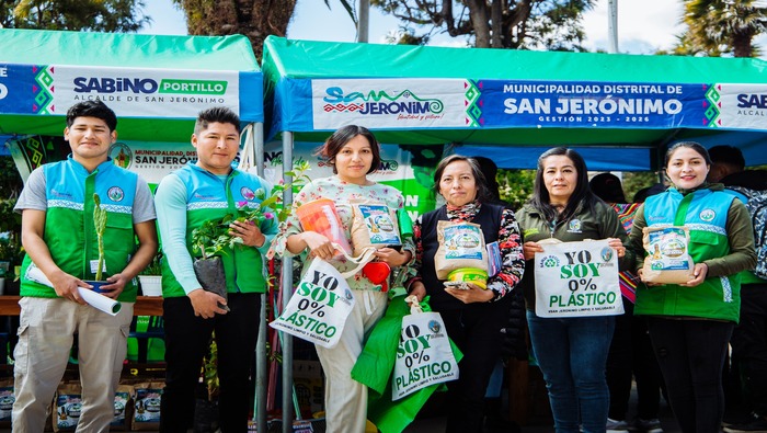 COMPROMETIDOS CON EL CUIDADO DEL MEDIO AMBIENTE, POBLACIÓN DE SAN JERÓNIMO PARTICIPAN DE LA CAMPAÑA ECO CANJE 2024 .