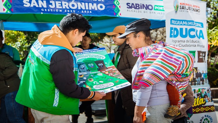 COMPROMETIDOS CON EL CUIDADO DEL MEDIO AMBIENTE, POBLACIÓN DE SAN JERÓNIMO PARTICIPAN DE LA CAMPAÑA ECO CANJE 2024 .