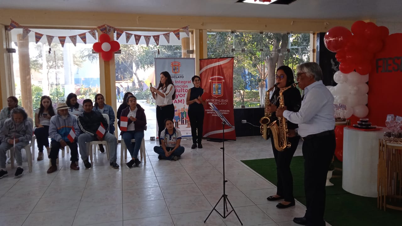 FIESTA PARA LOS ADULTOS MAYORES