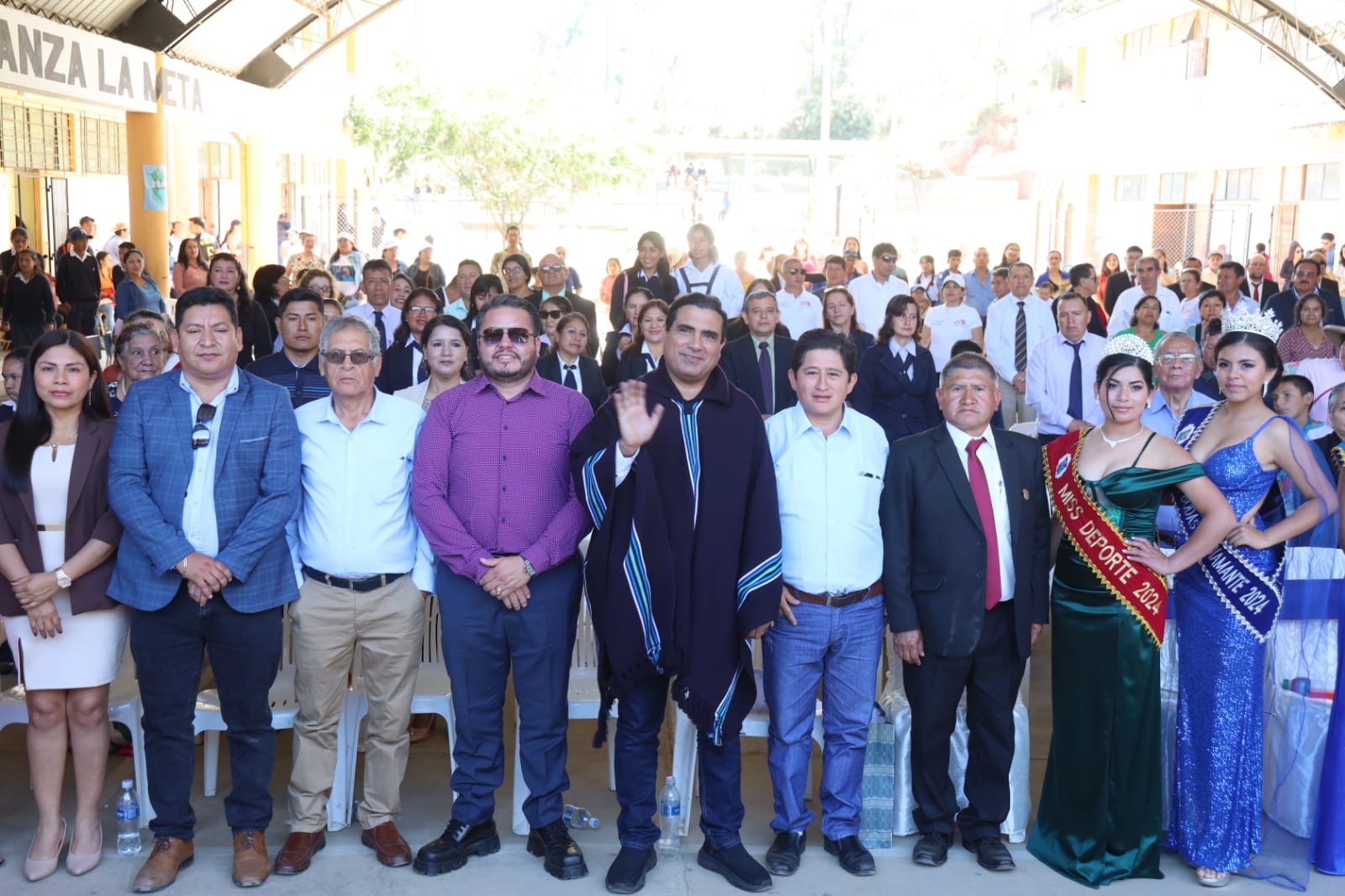 Más de 9 mil estudiantes de 139 colegios reciben mobiliario entregado por el Gobierno Regional en Morropón