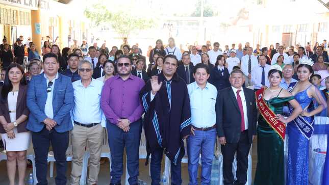 Más de 9 mil estudiantes de 139 colegios reciben mobiliario entregado por el Gobierno Regional en Morropón