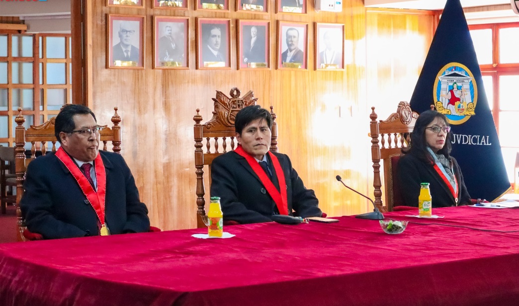 La Comision Regional Anticorrupcion de Puno realizo una sesion ordinaria para que se lleve a cabo el primer Congreso Macro Regional