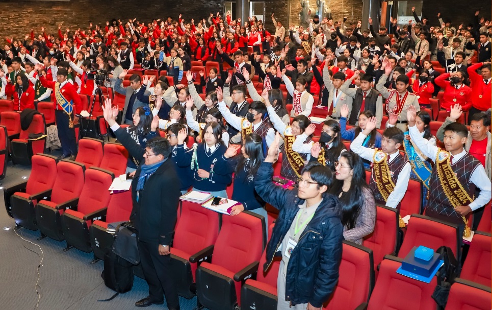 Con la asistencia de más de 350 estudiantes se realizó el II Congreso regional de municipios escolares "Agentes del cambio"