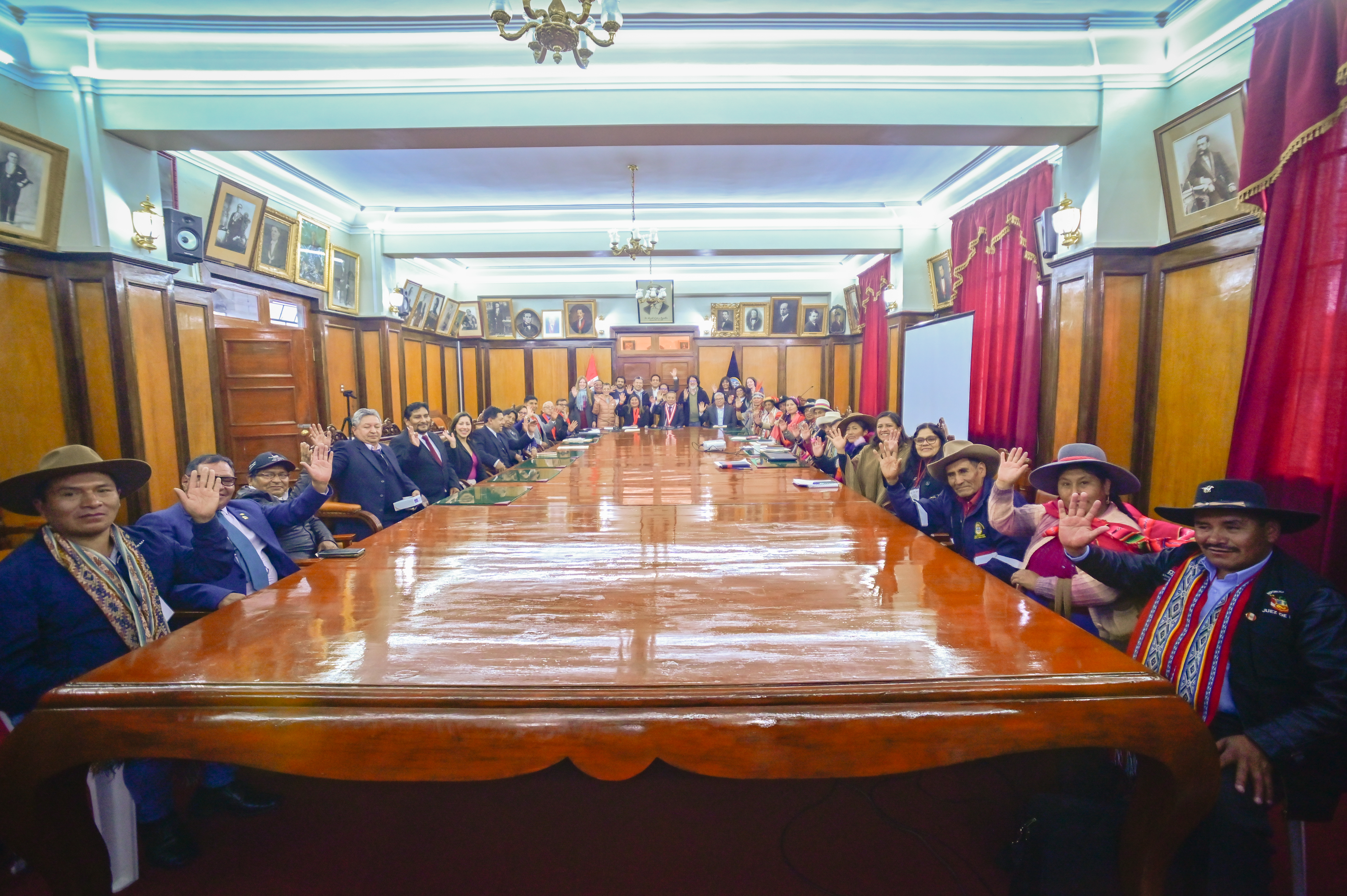 Destacan importancia del diálogo y aportrs en la aplicacion de la Justicia Intercultural