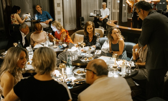 Embajada del Perú en Hungría promueve nuestra bebida bandera con el evento “Pisco Night” en Budapest