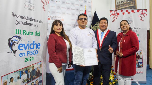 Paracas Recibe Reconocimiento por ser Parte de la Primera Mesa de Desarrollo Económico de la Provincia