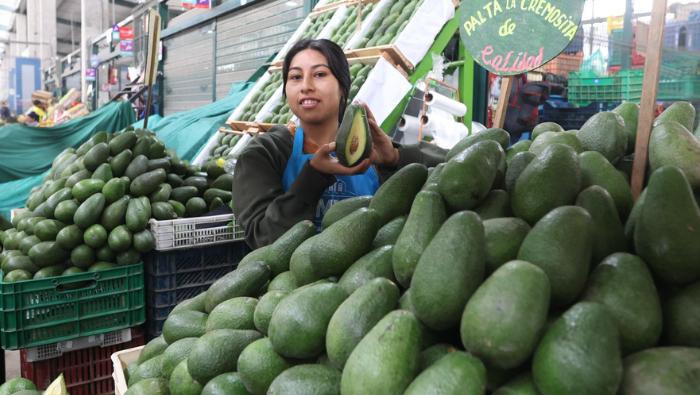 Hoy ofertas en choclo, cebolla, tomate, palta, granadilla, plátano y otros en mercados mayoristas