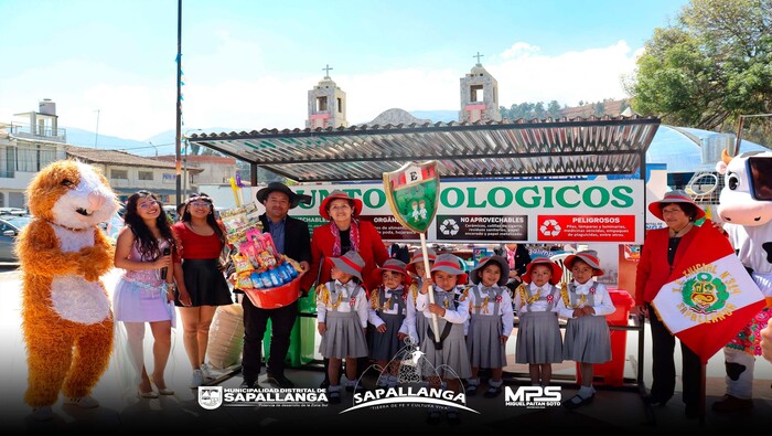 Premiación a los Colegios Ganadores de la campaña "Mi Cole Recicla"