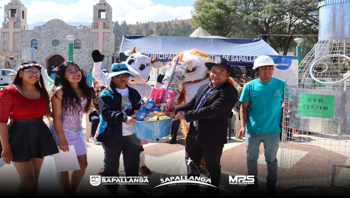 Premiación a los Colegios Ganadores de la campaña "Mi Cole Recicla"
