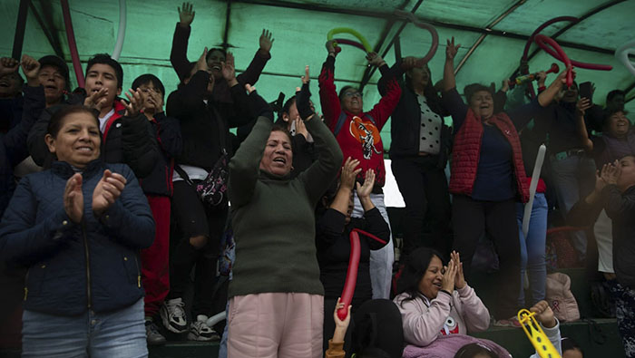 Talento y emoción en el concurso de bandas escolares.