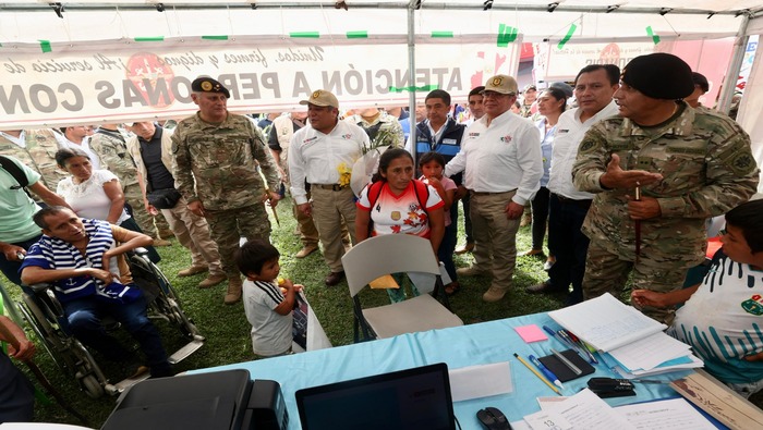Campaña multisectorial de la Fuerzas Armadas benefició a más de 15 000 pobladores en Canayre